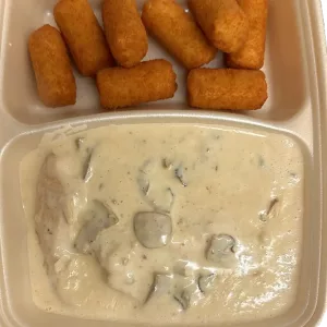 Hähnchenmedaillons mit frischen Champignons